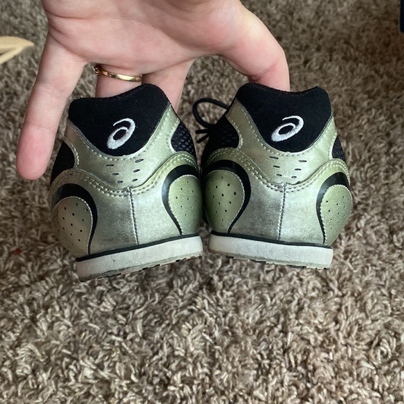 Track shoes - Picture 6 of 7